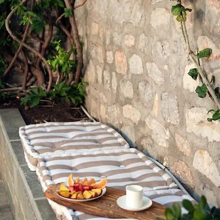 Mansion Eugenie Hydra (Saronic Islands)