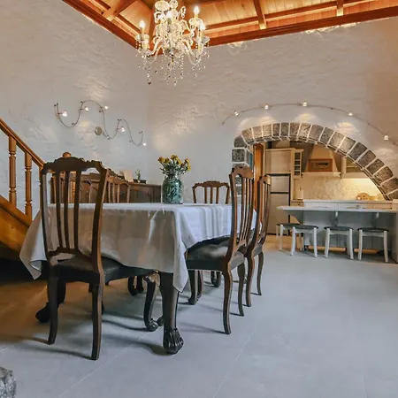 Mansion Eugenie Hydra (Saronic Islands)